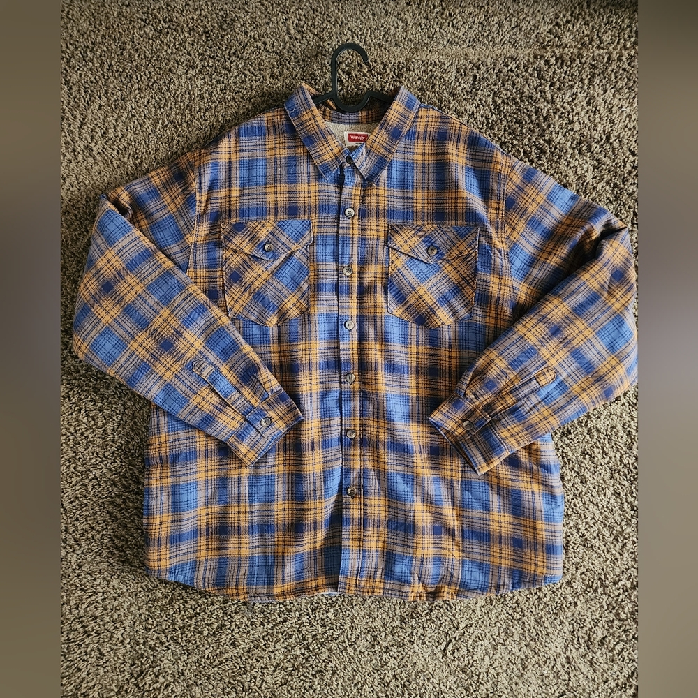 Wrangler Blue and Orange Plaid Sherpa Lined Men's Flannel
